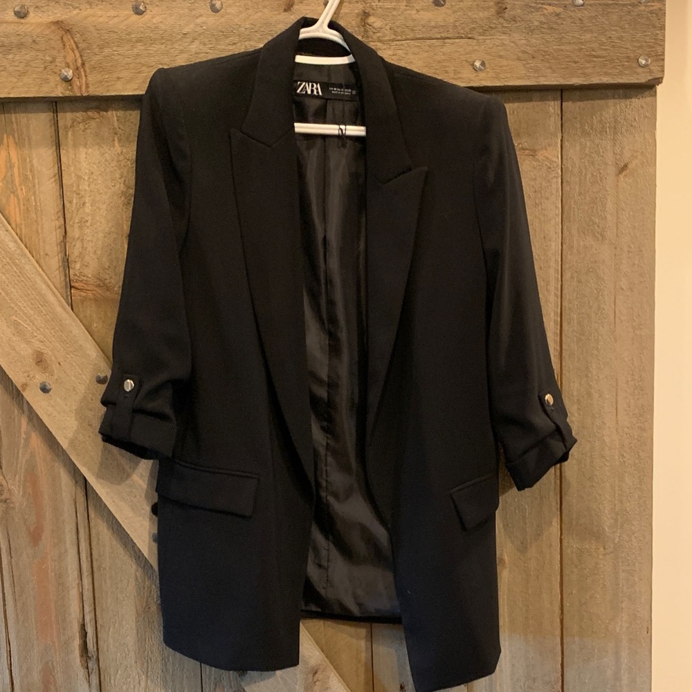 Zara black blazer women’s medium